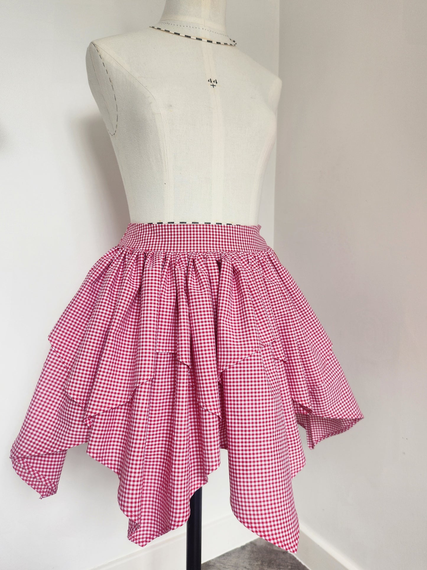 Gingham asymmetric skirt